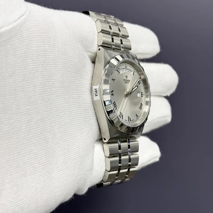 Tudor Royal 41mm Stainless Steel Silver Dial Watch Ref 28600 Happy Jewelers Bracelets